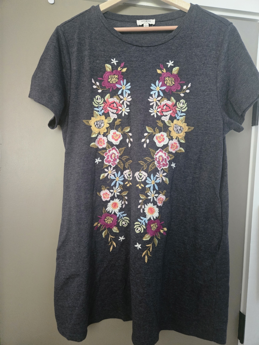 Umgee Charcoal Embroidered Floral Pocket Mini Dress L Boho Swing Tunic